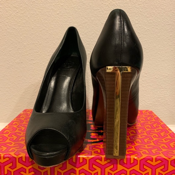 Tory Burch Shoes - Tory Burch “Cantrelle” leather peep toe pump